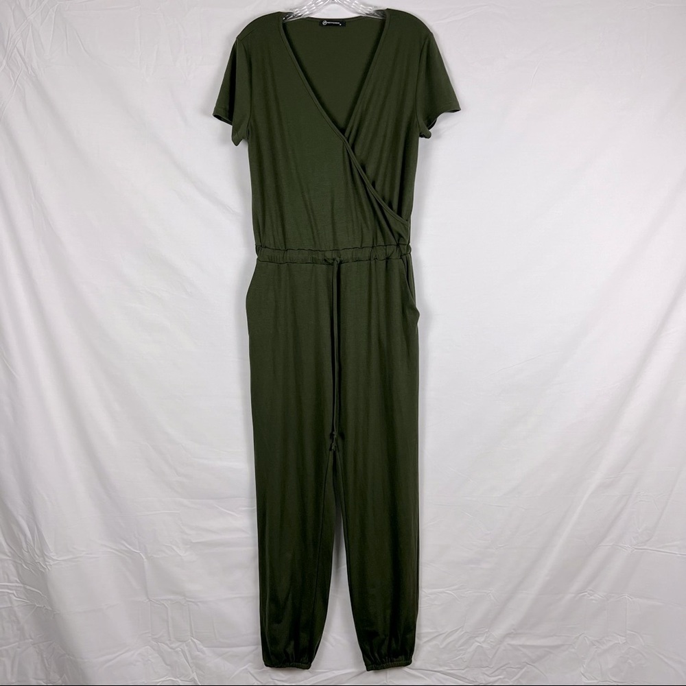 PRETTY GARDEN • Green Short Sleeve Jumpsuit Size Medium